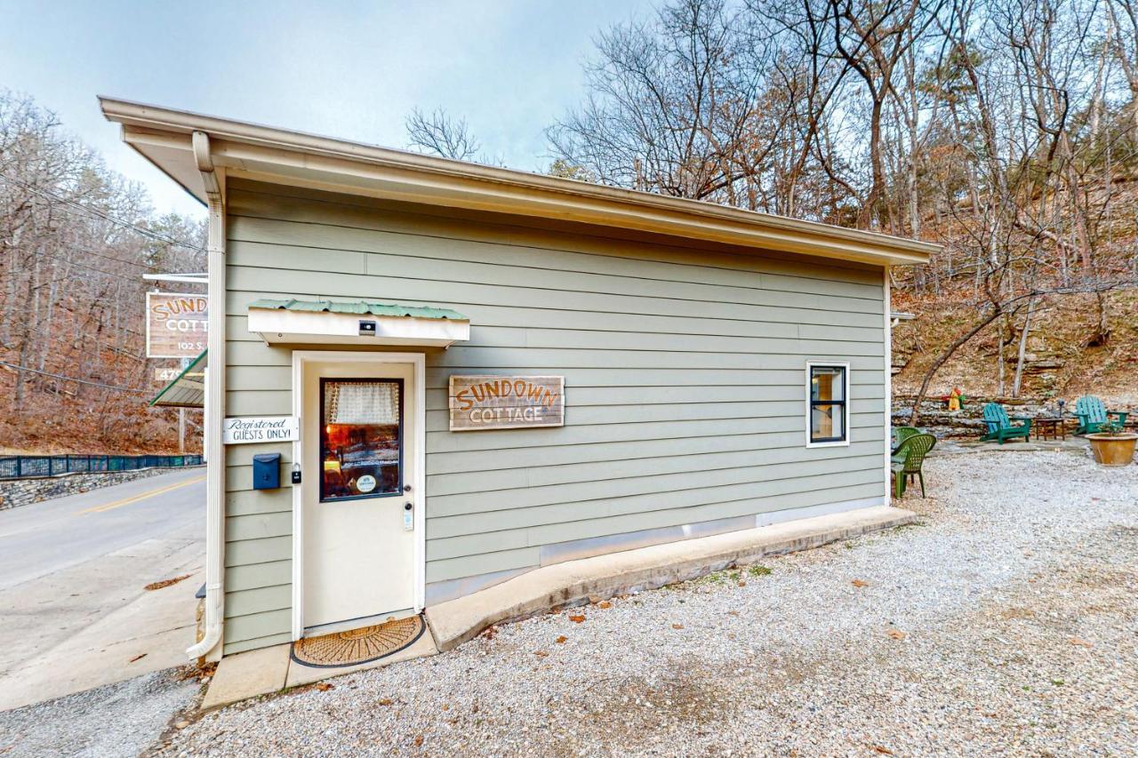 Sundown Cottage Eureka Springs Exterior photo